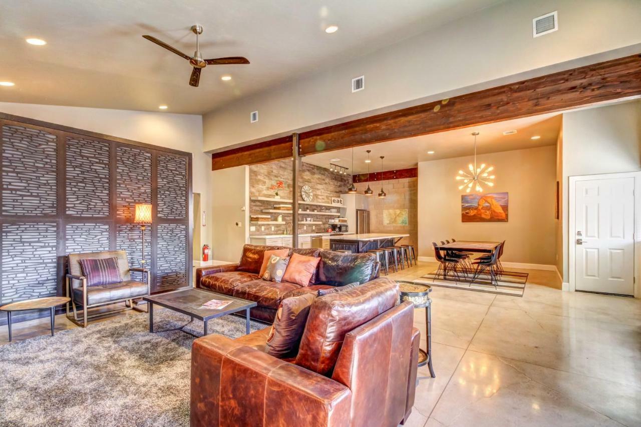 Bella Casa- Downstairs Unit Apartment Moab Exterior photo