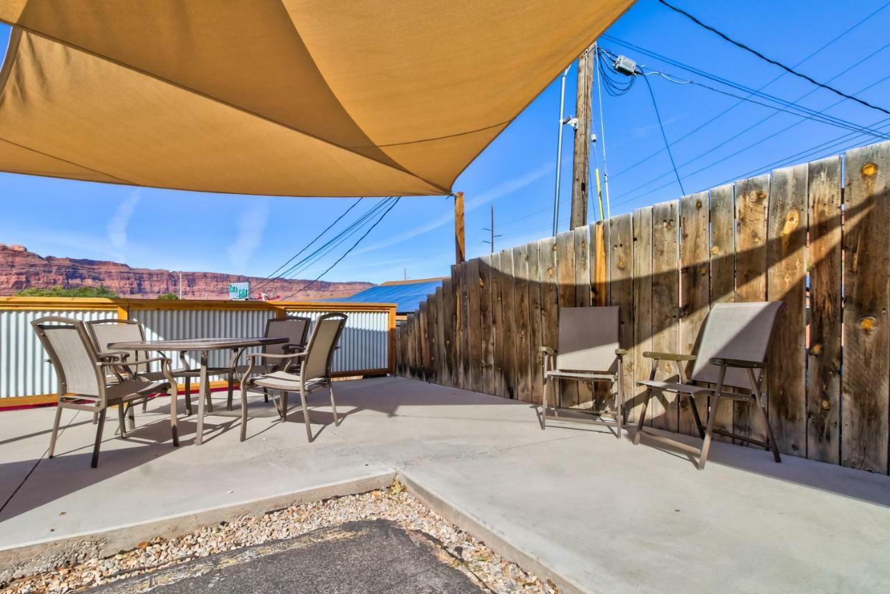 Bella Casa- Downstairs Unit Apartment Moab Exterior photo